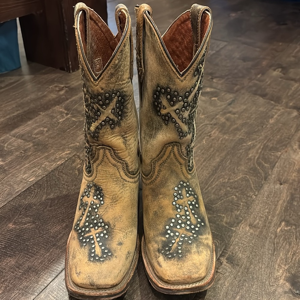 Dan Post Western Cowboy Boots w/ Crosses - Picture 2 of 7